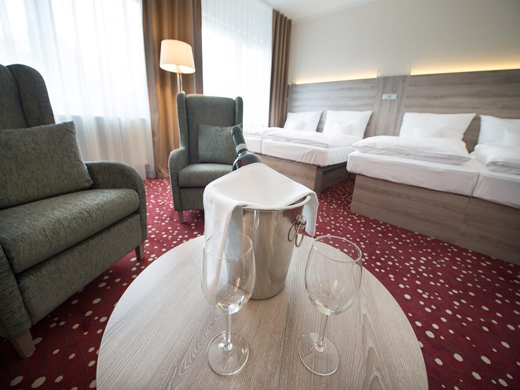 Ea Hotel Kraskov Stary Dvur Ruang foto