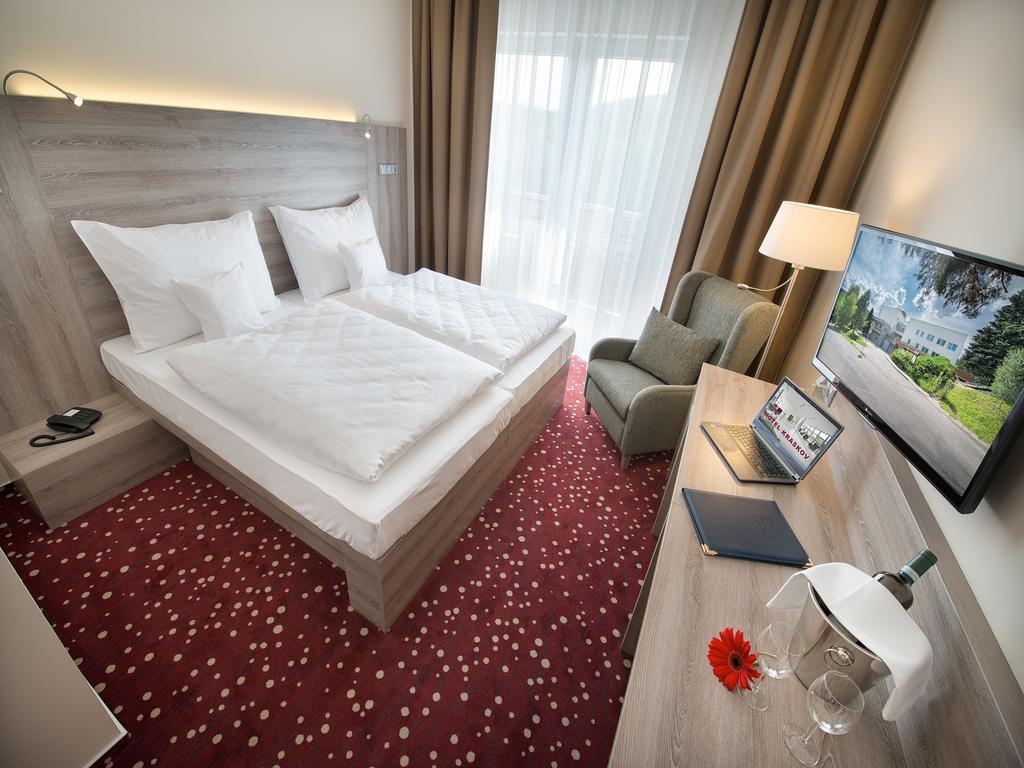 Ea Hotel Kraskov Stary Dvur Ruang foto