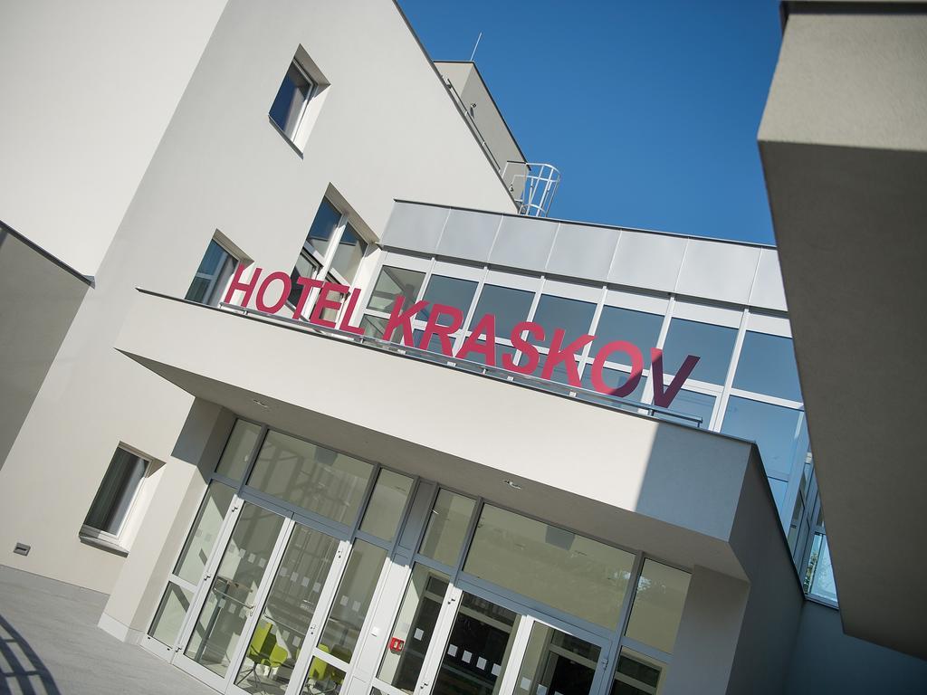 Ea Hotel Kraskov Stary Dvur Bagian luar foto