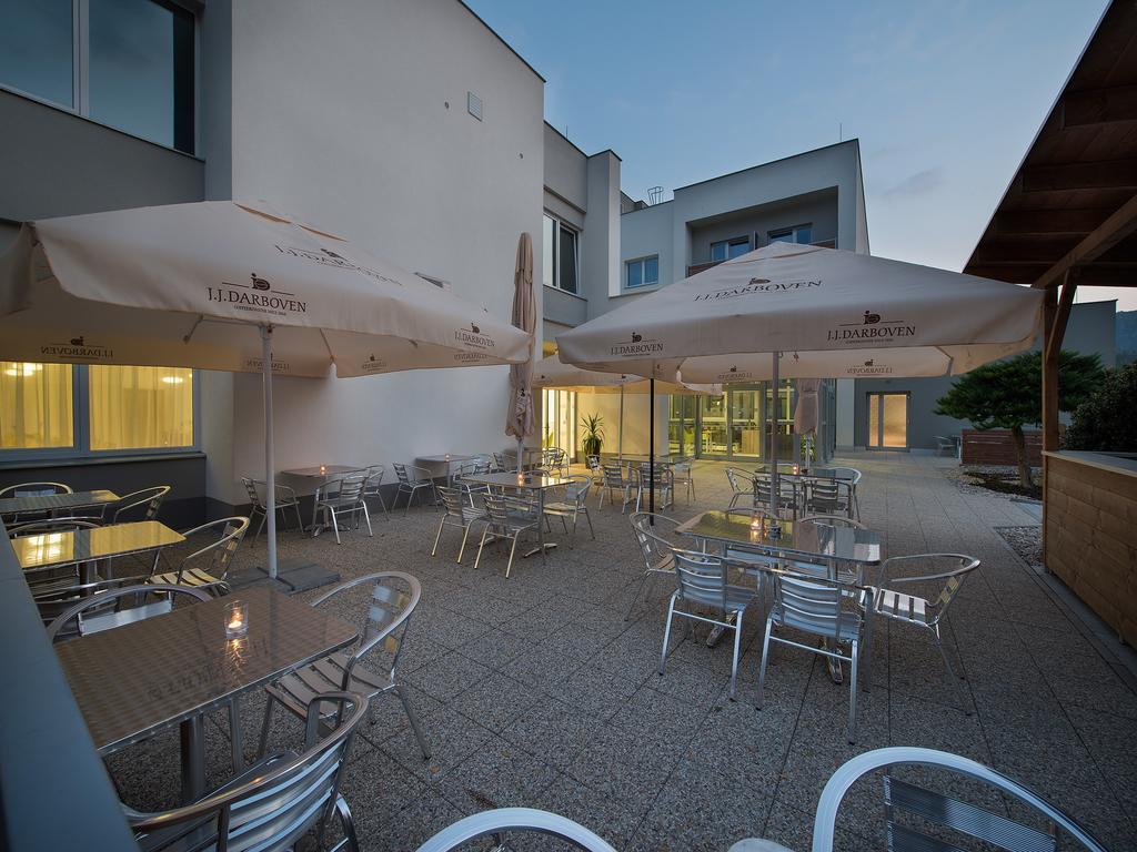 Ea Hotel Kraskov Stary Dvur Bagian luar foto